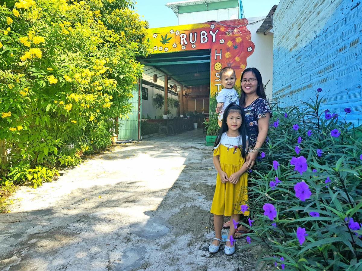 Ruby Phu Quoc Hostel Exterior foto